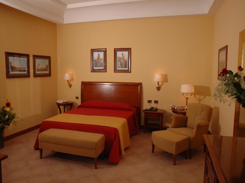 Le Cheminee Business Hotel Napoli מראה חיצוני תמונה